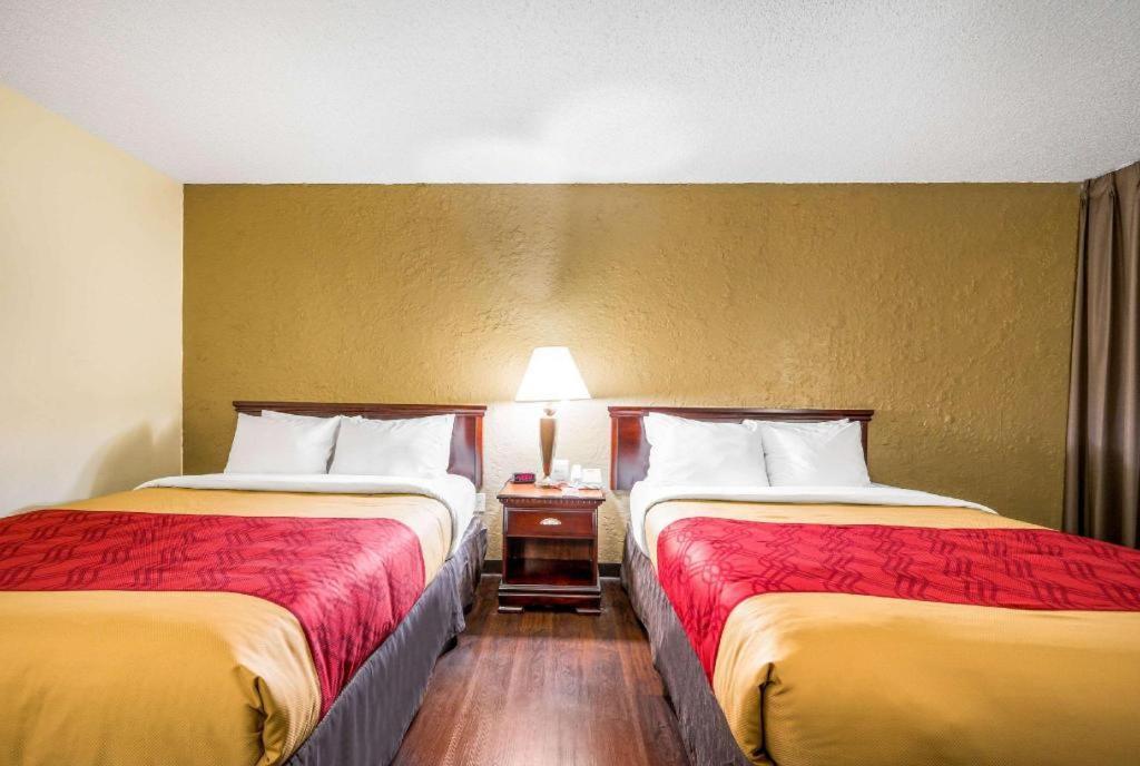 Econo Lodge Corinth Kültér fotó